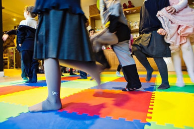 Lucy Sparkles & Friends toddler & preschool kids dance classes in Singapore