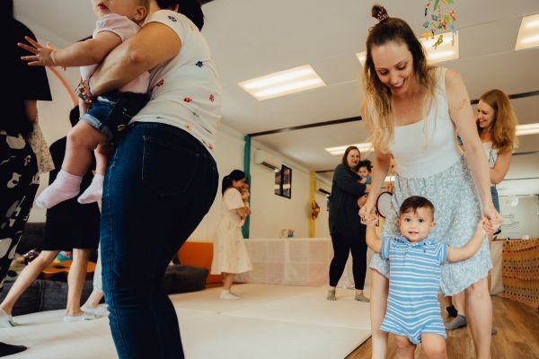 Baby Sparkles Music Class - Lucy Sparkles & Friends